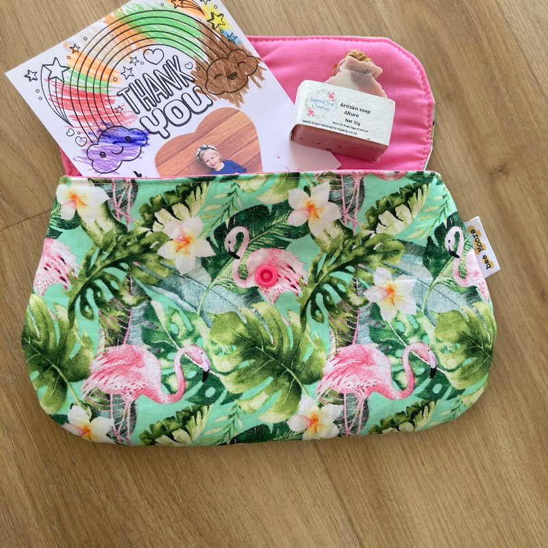 Flamingo pouch